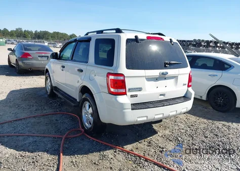 2011 Ford Escape Xlt z USA, uszkodzony, nr VIN 1FMCU0DGXBKA41621